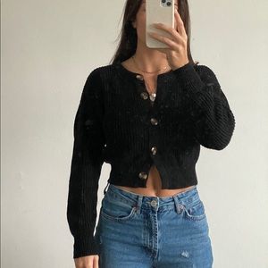 CROPPED CARDIGAN FROM FOREVER 21